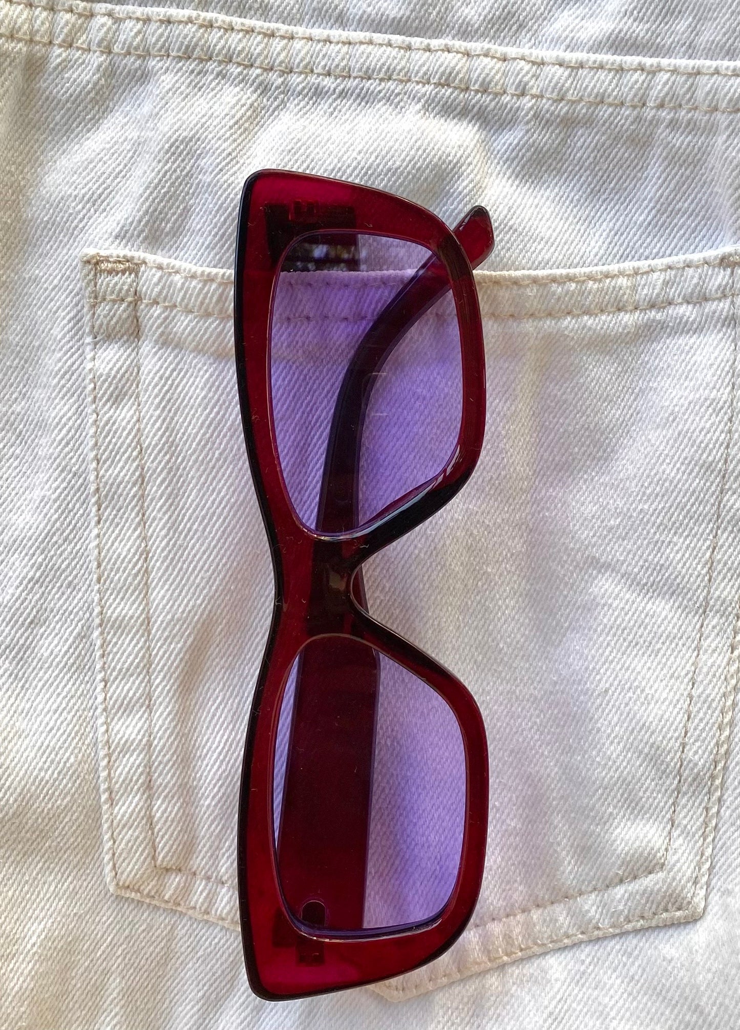 Velvet Red Sunglass