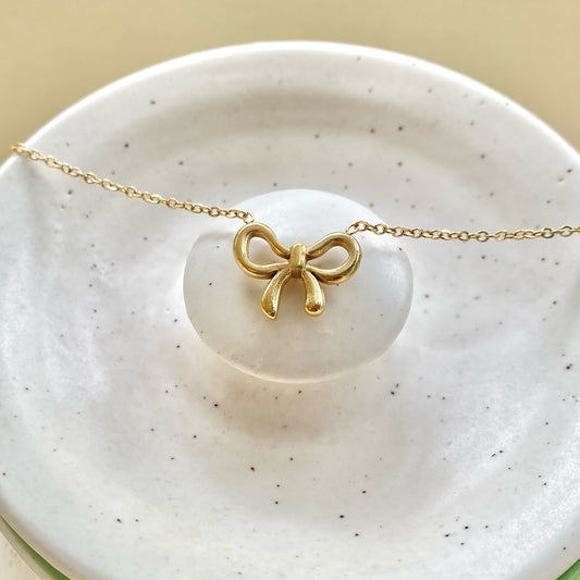 Bow Mini Necklace