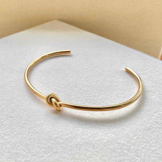 Knot Bracelet