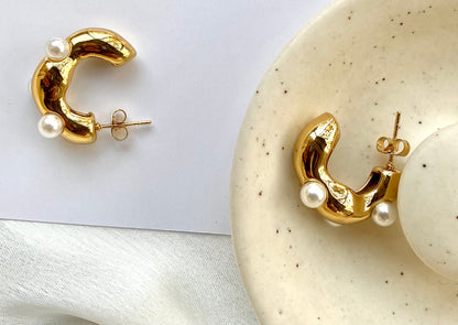 Pearl Dreamy Hoops