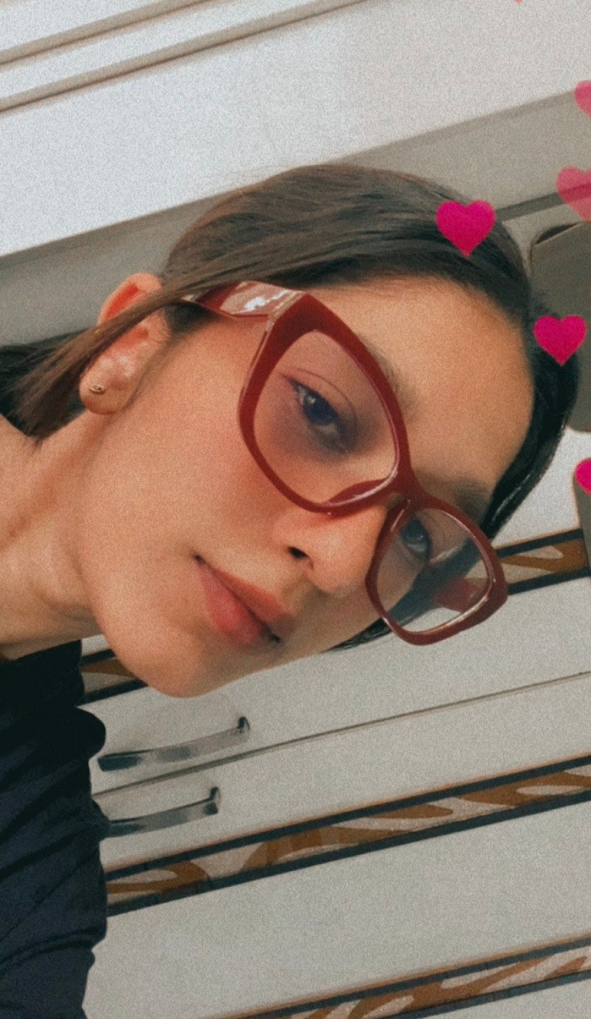 Lovie Red Glass