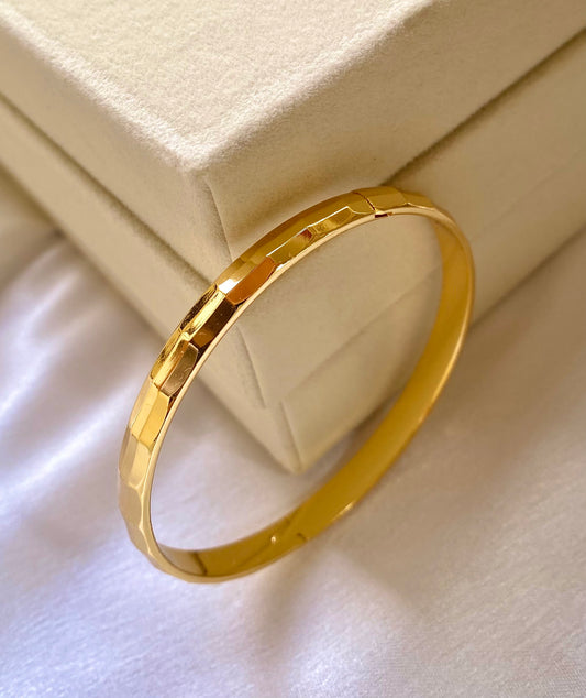 Basic Gold Kada